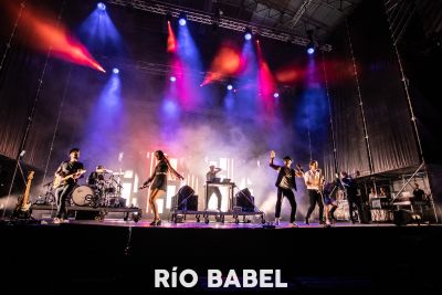 25.000 asistentes protagonizan la segunda jornada de Río
Babel (NFTs_Music)