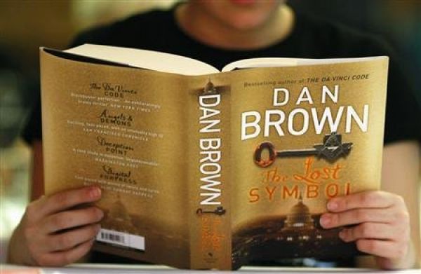 (IJCH) Just read Dan Brown's "The Lost Symbol" - Awesome!