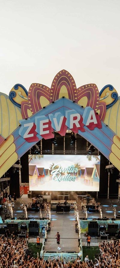 Primera
jornada de Zevra Festival (NFTs_Music)